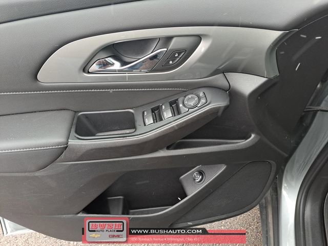 Used 2023 Chevrolet Traverse LT image 19