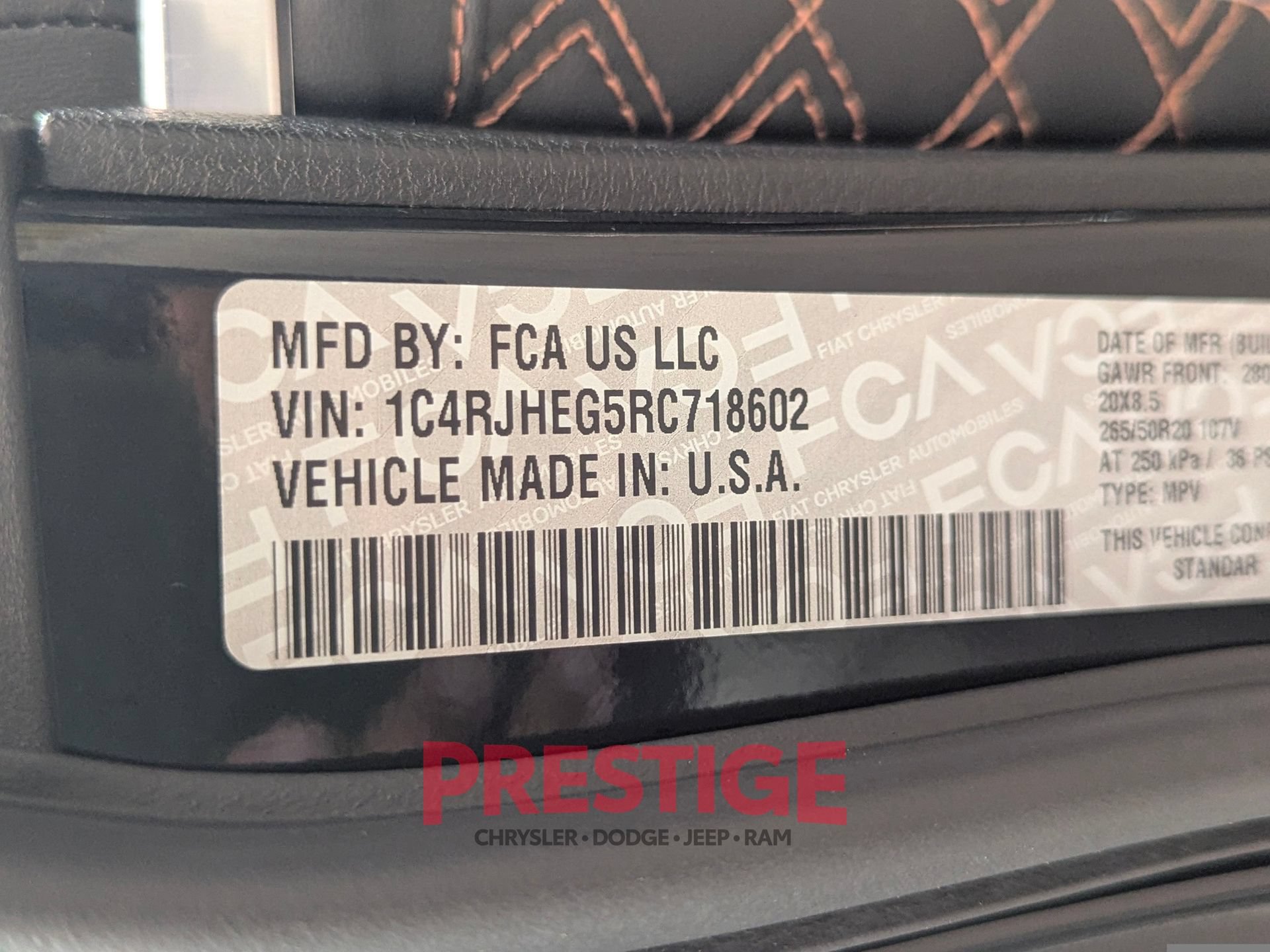 Used 2024 Jeep Grand Cherokee Summit w/ Adv Protech Group IV AWD/4WD image 36