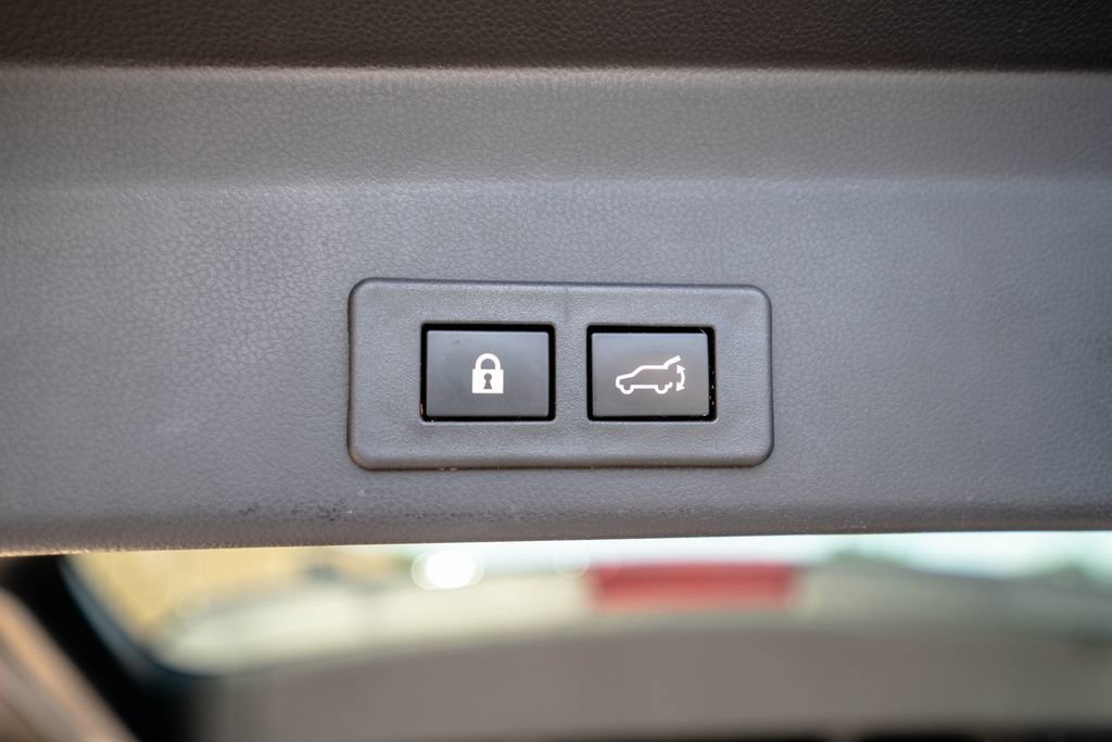 Used 2023 Subaru Ascent Limited AWD/4WD image 39
