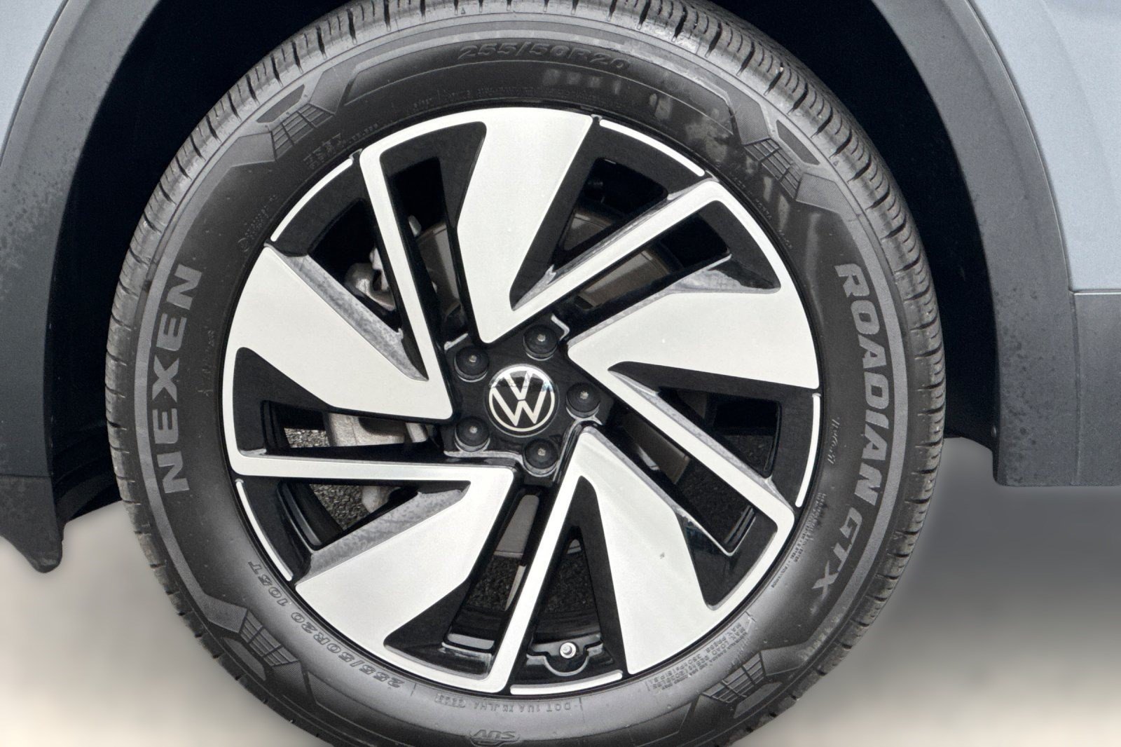 Used 2026 Volkswagen Atlas SE AWD/4WD image 13