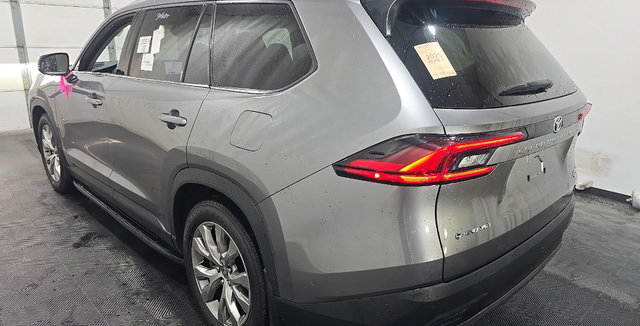 Used 2025 Toyota Grand Highlander AWD Hybrid image 6