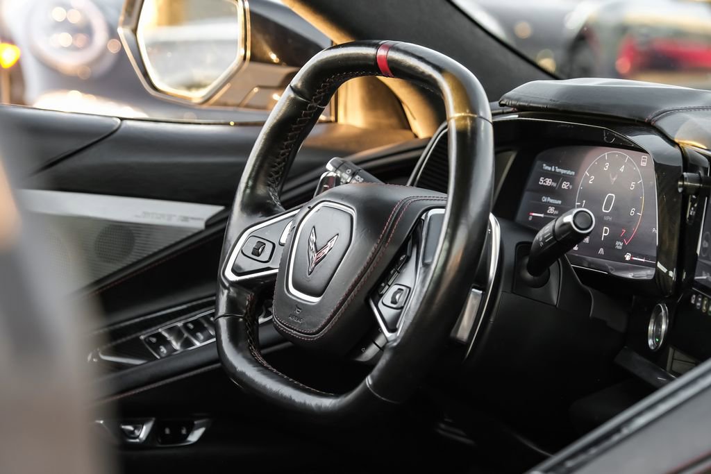 Used 2022 Chevrolet Corvette Stingray Premium Conv w/ Z51 Performance Package image 11