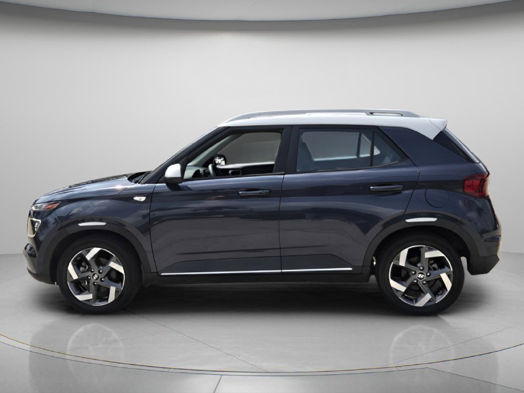 Used 2023 Hyundai Venue Limited FWD image 5