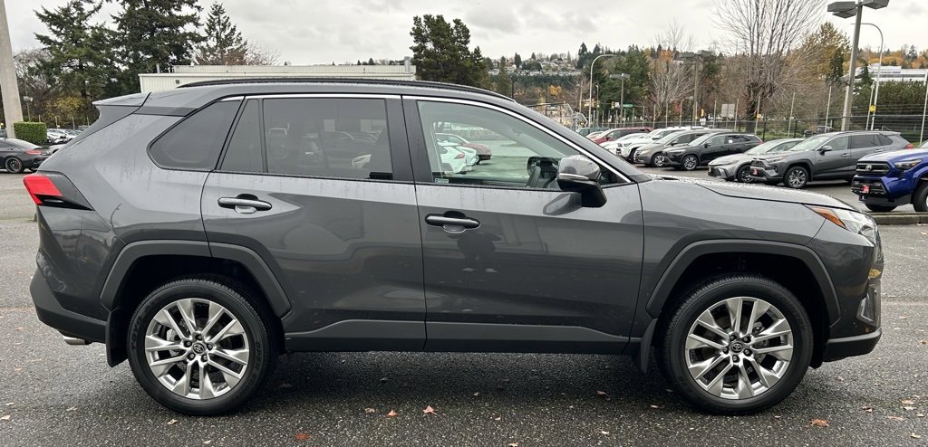 Certified 2025 Toyota RAV4 XLE Premium image 4
