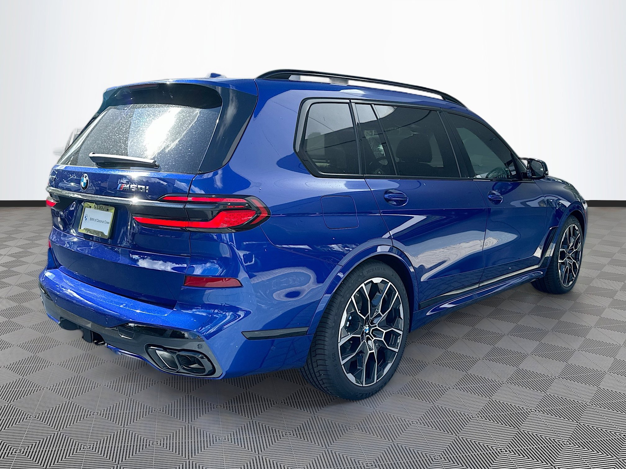 New 2026 BMW X7 M60i image 6