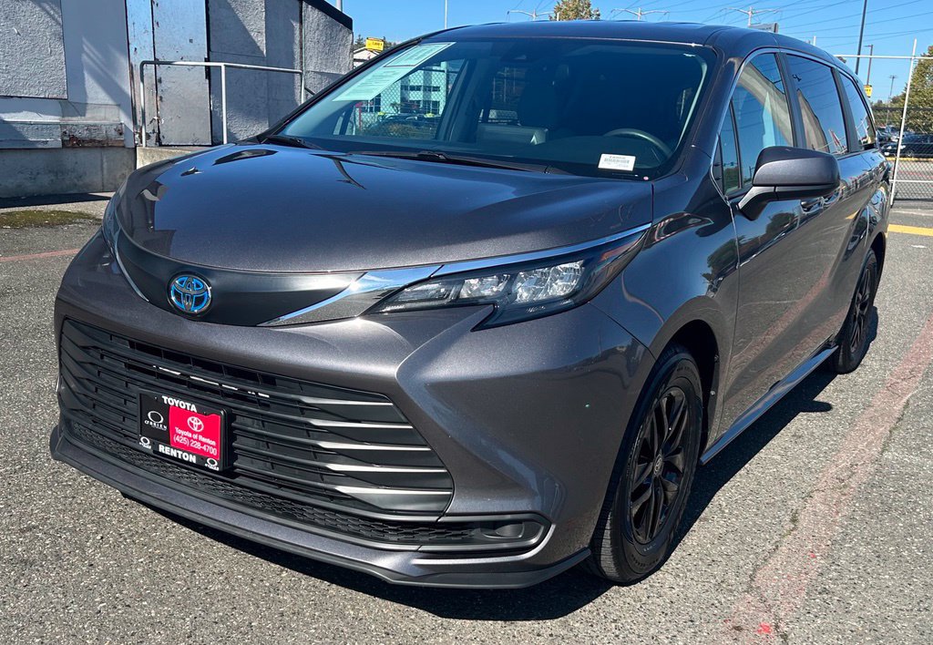 Certified 2024 Toyota Sienna LE