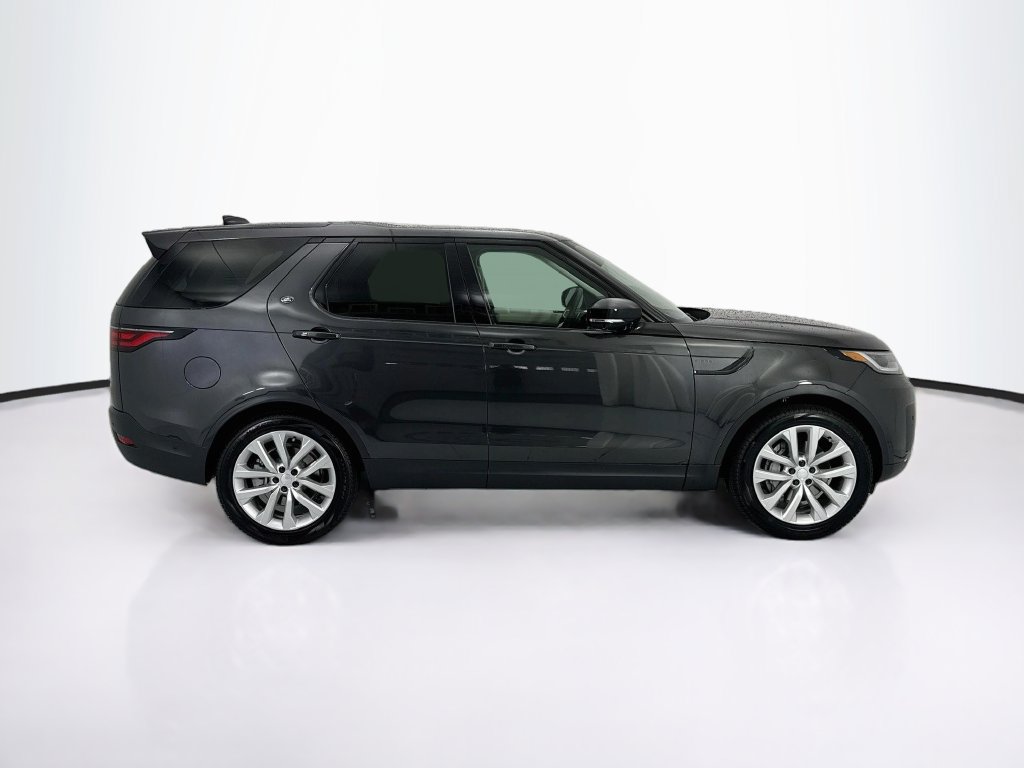 New 2026 Land Rover Discovery S AWD/4WD image 4