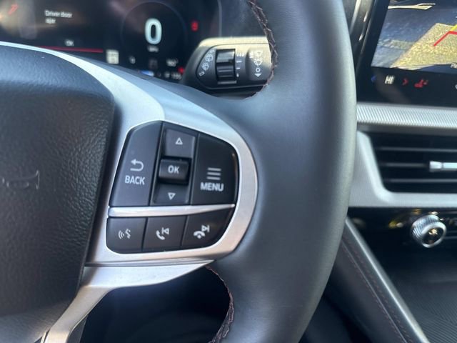 Used 2025 Ford Explorer Active image 27