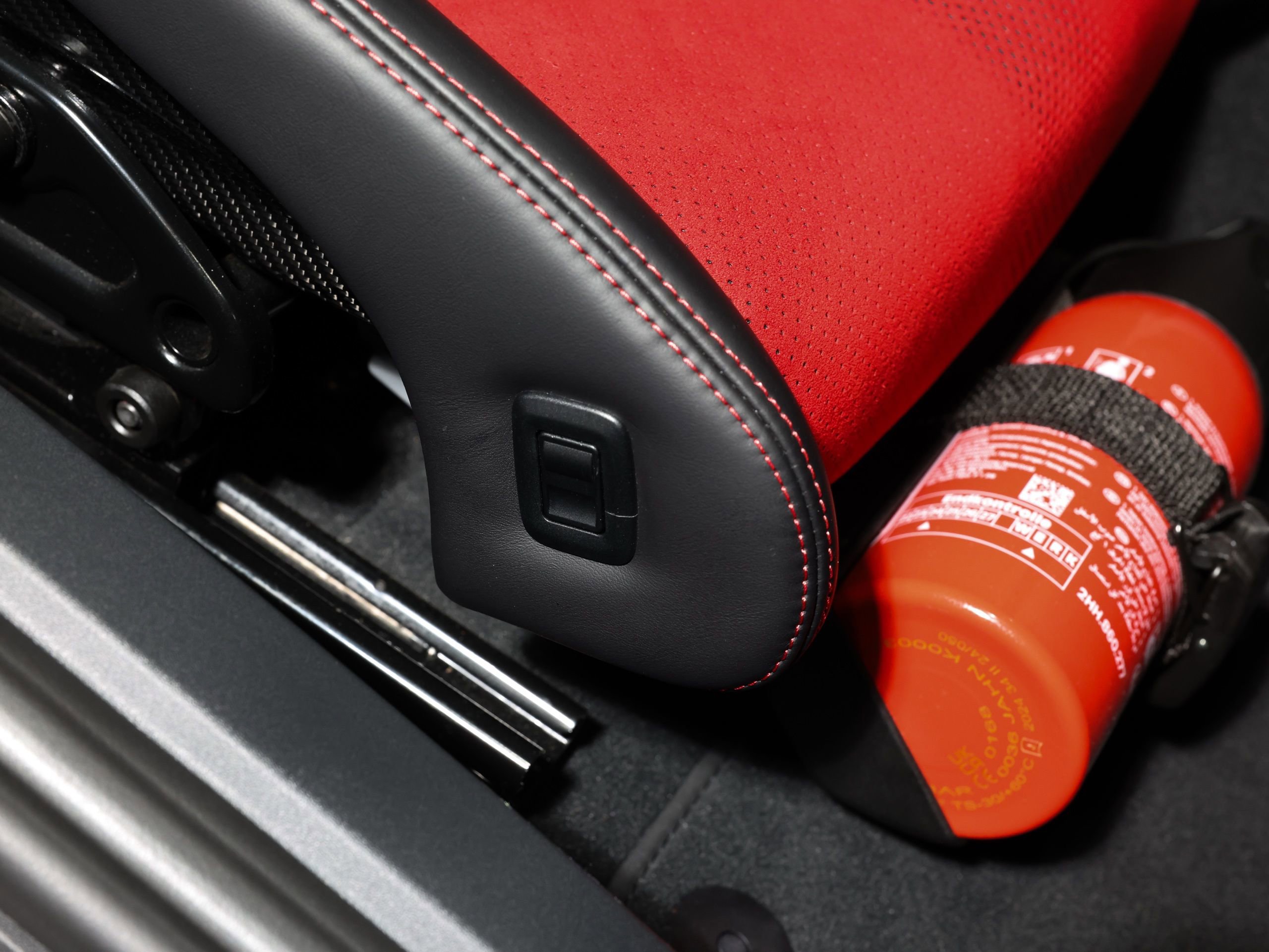 Used 2024 Porsche 718 Boxster Spyder RS w/ Weissach Package image 44