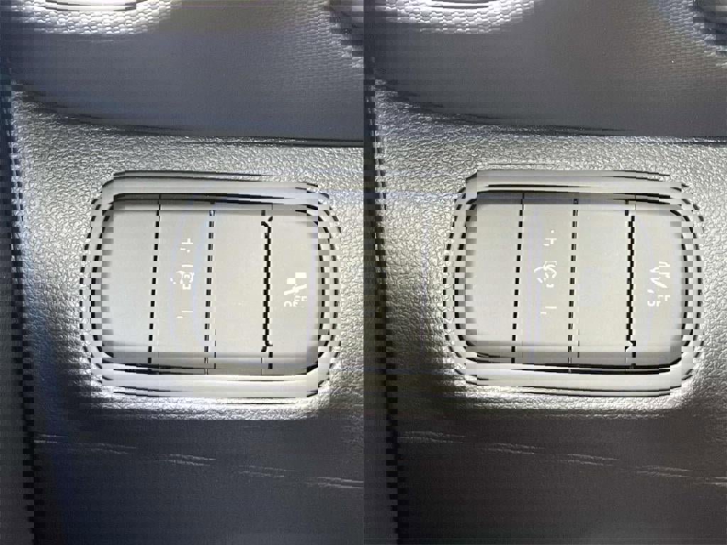 New 2026 Hyundai Venue SEL image 39