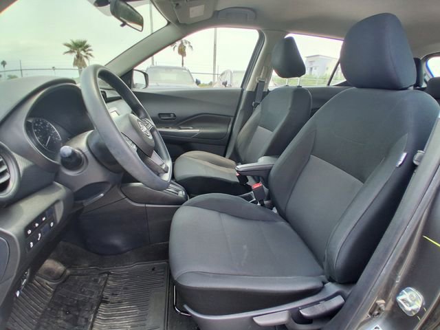 Used 2024 Nissan Kicks S FWD image 13
