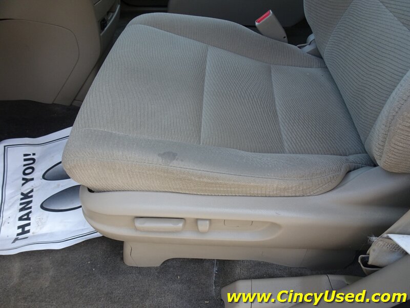 Used 2012 Honda Odyssey LX image 28