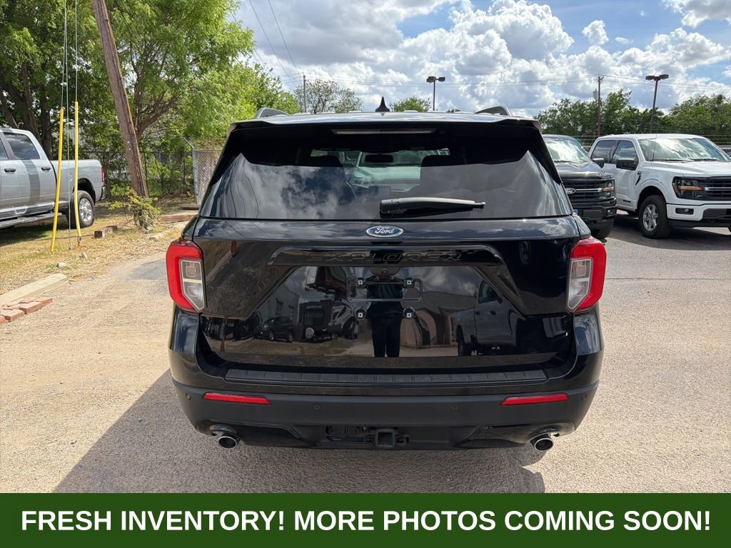 Used 2024 Ford Explorer ST-Line w/ Class IV Trailer Tow Package RWD image 5