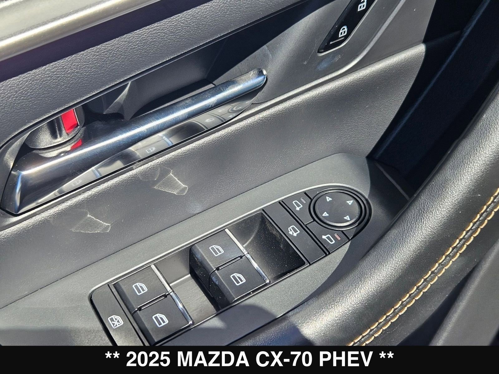 New 2025 MAZDA CX-70 Plug-In Hybrid w/ Premium Plus image 12