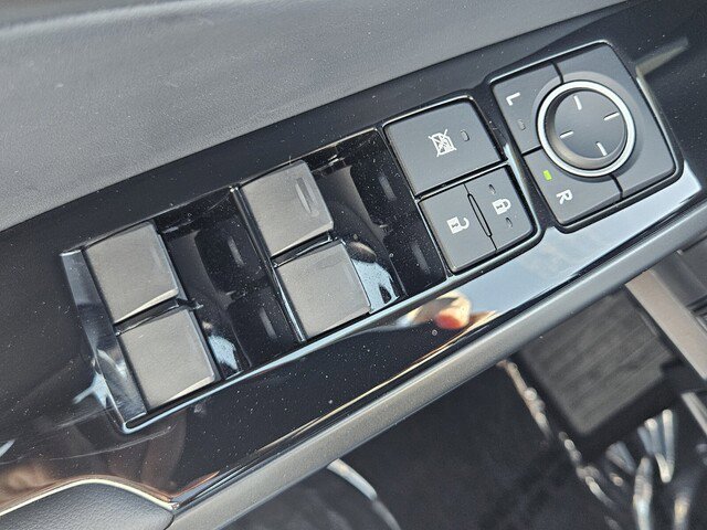 Certified 2025 Lexus IS 350 F Sport w/ Accessory Package image 27