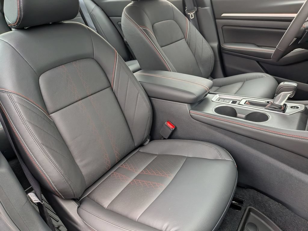New 2026 Nissan Altima 2.5 SR w/ SR Premium Package FWD image 33