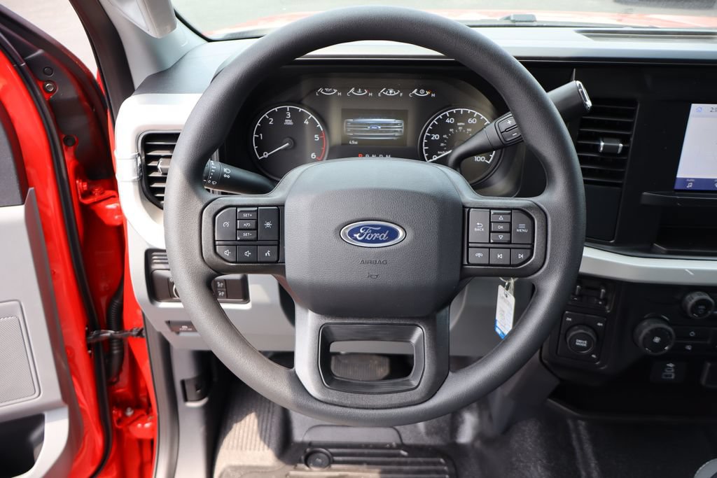 New 2026 Ford F550 4x4 Supercab Super Duty image 19