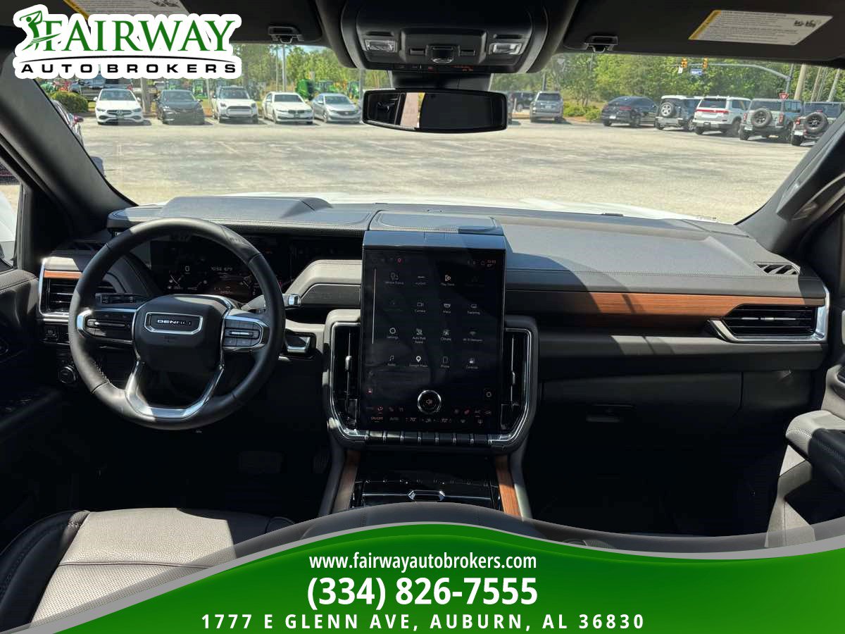 Used 2025 GMC Yukon Denali AWD/4WD image 20