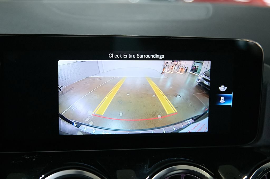 Used 2023 Mercedes-Benz GLA 250 4MATIC image 29