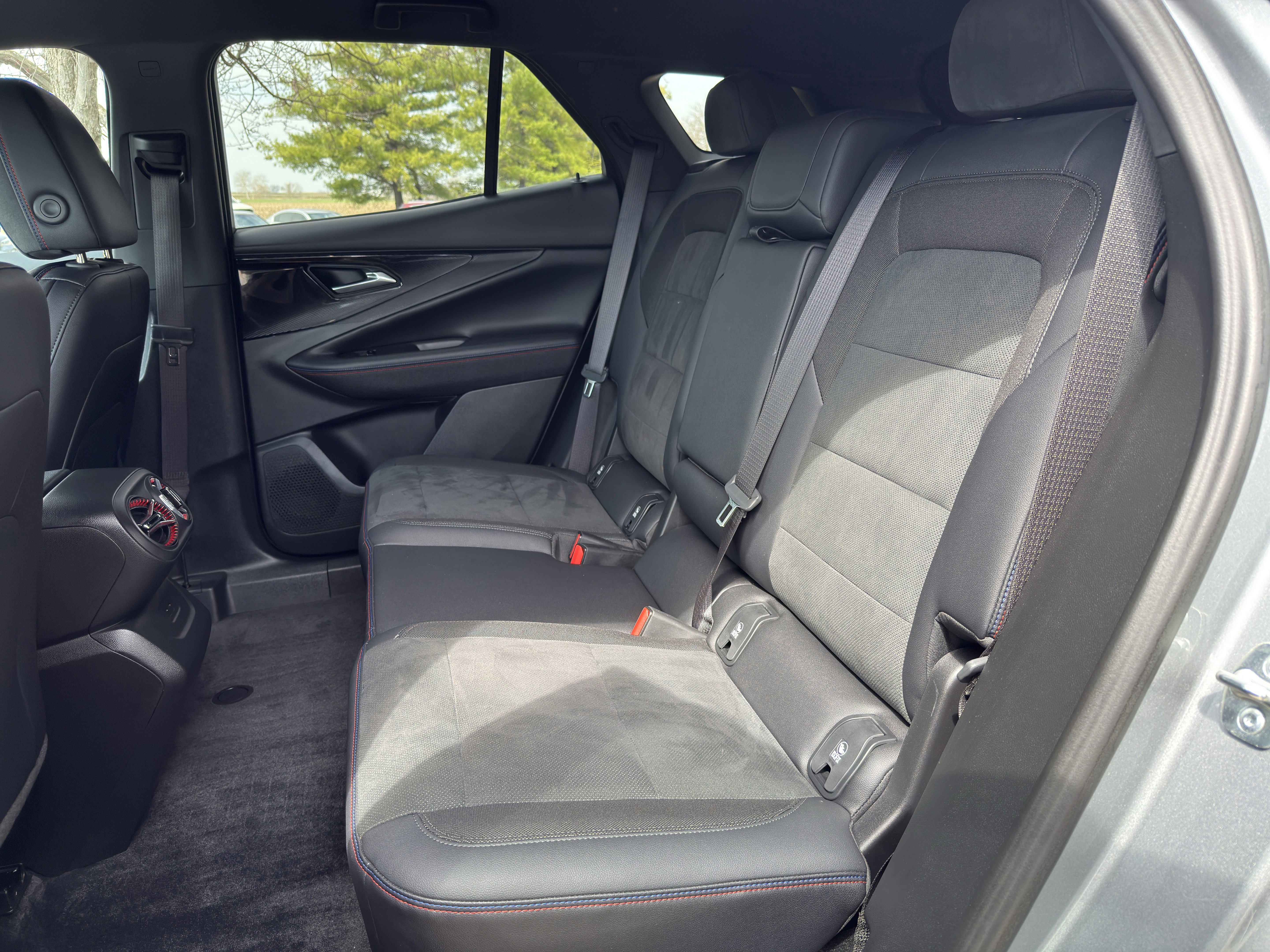 Used 2025 Chevrolet Blazer EV RS AWD/4WD image 20