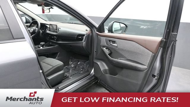 Used 2022 Nissan Rogue SV AWD/4WD image 13
