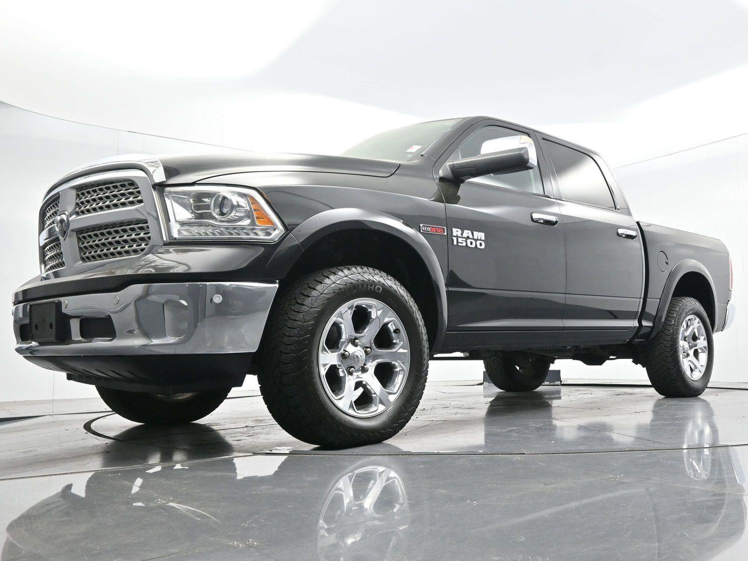 Used 2017 RAM 1500 Laramie w/ Convenience Group image 44