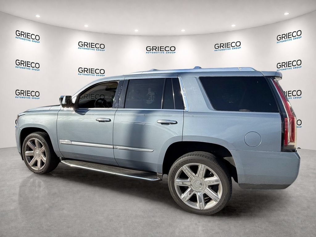 Used 2016 Cadillac Escalade Premium AWD/4WD image 7