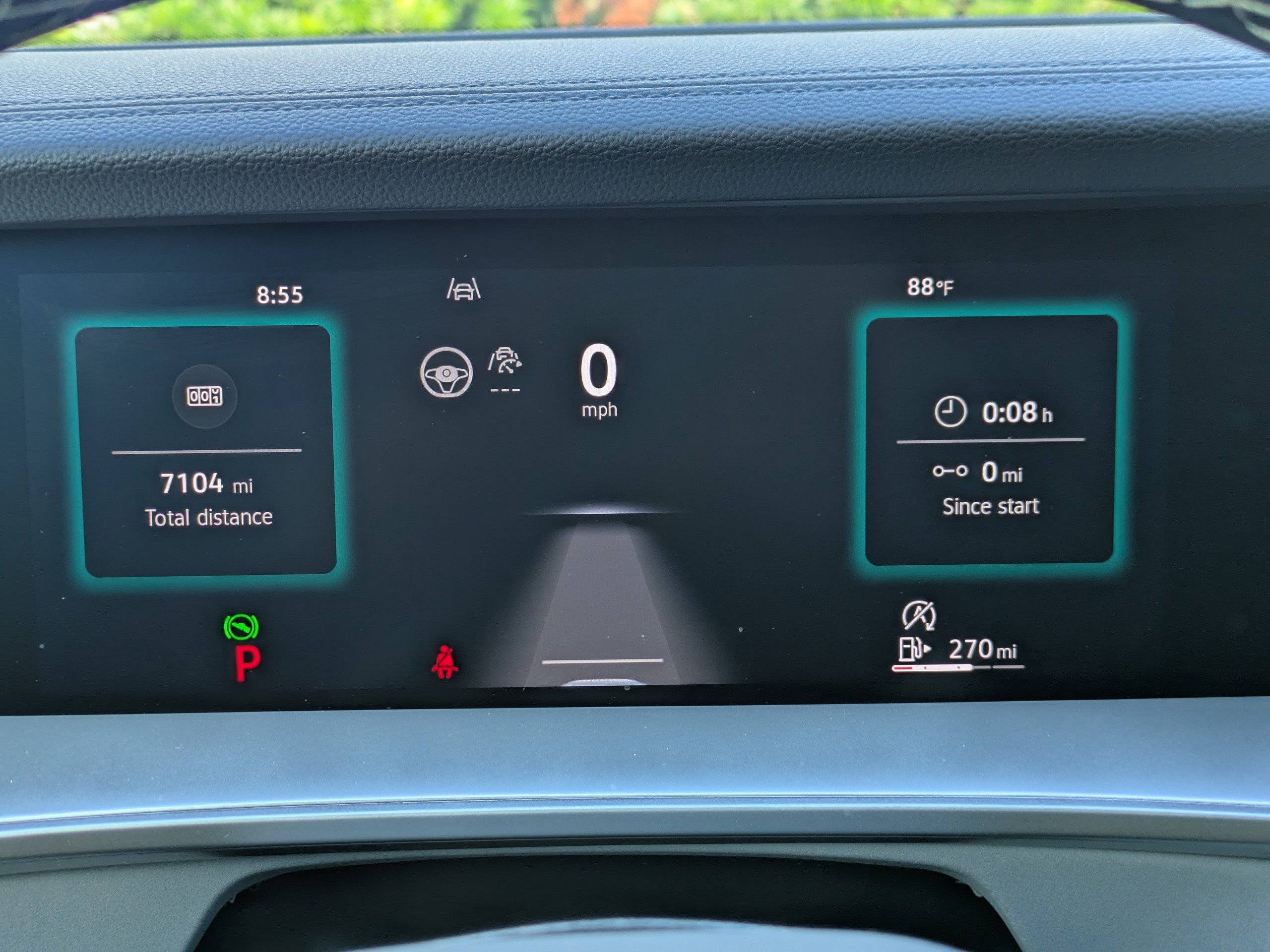 Certified 2025 Volkswagen Tiguan SE FWD image 27