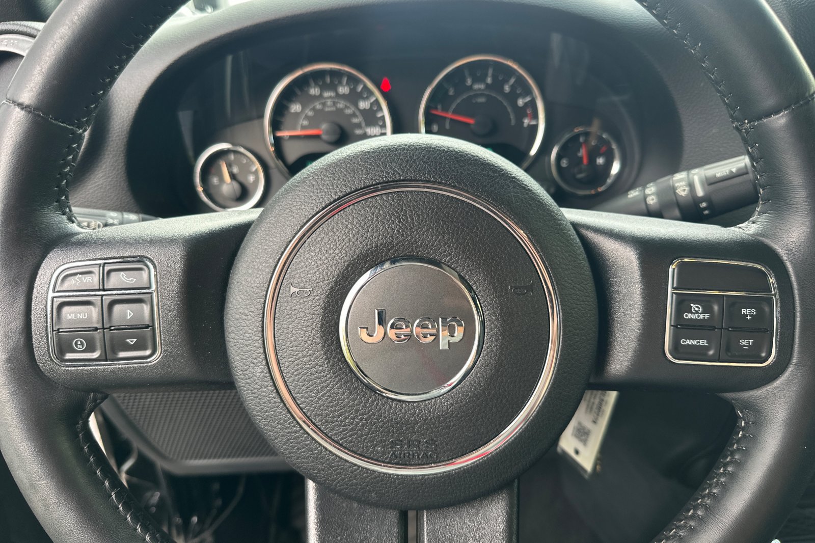 Used 2016 Jeep Wrangler Sport AWD/4WD image 30