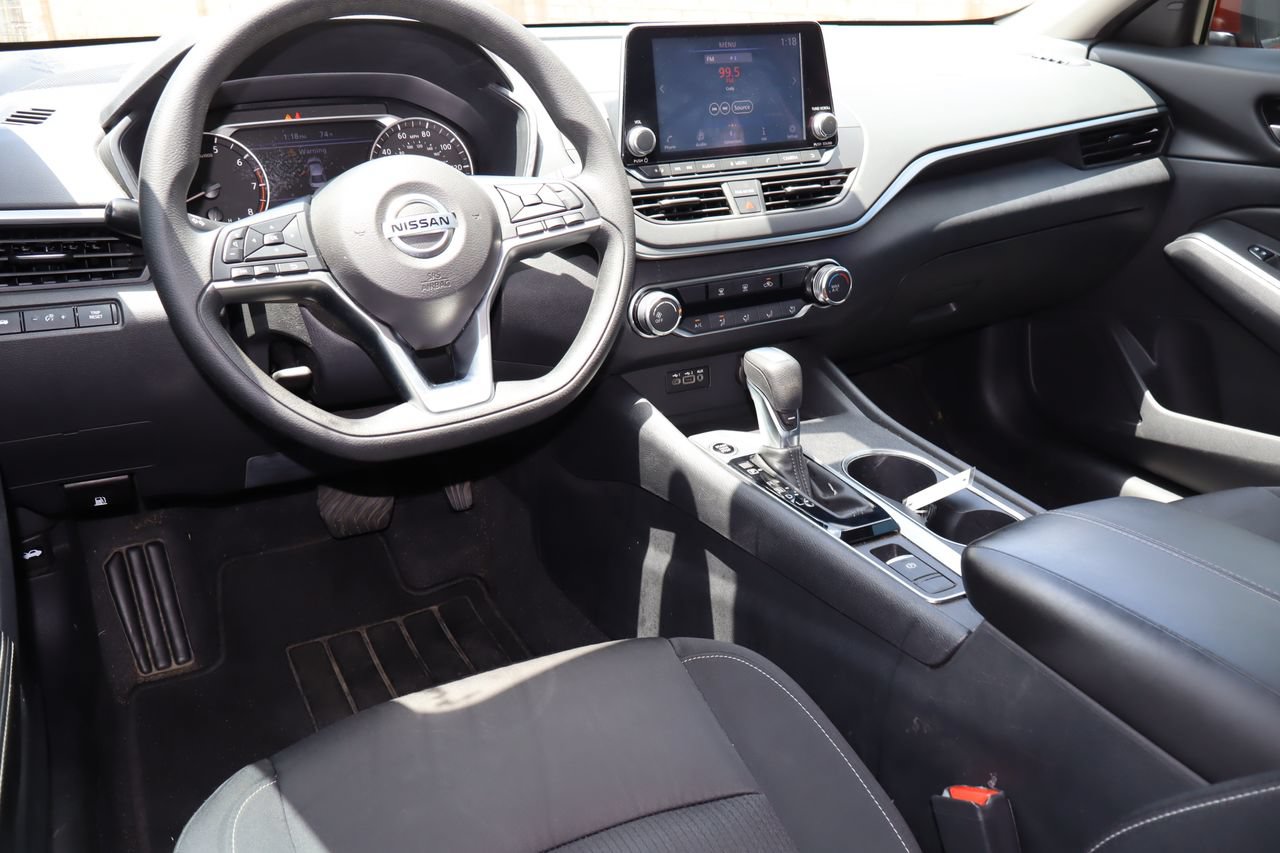 Used 2022 Nissan Altima 2.5 SV AWD/4WD image 4