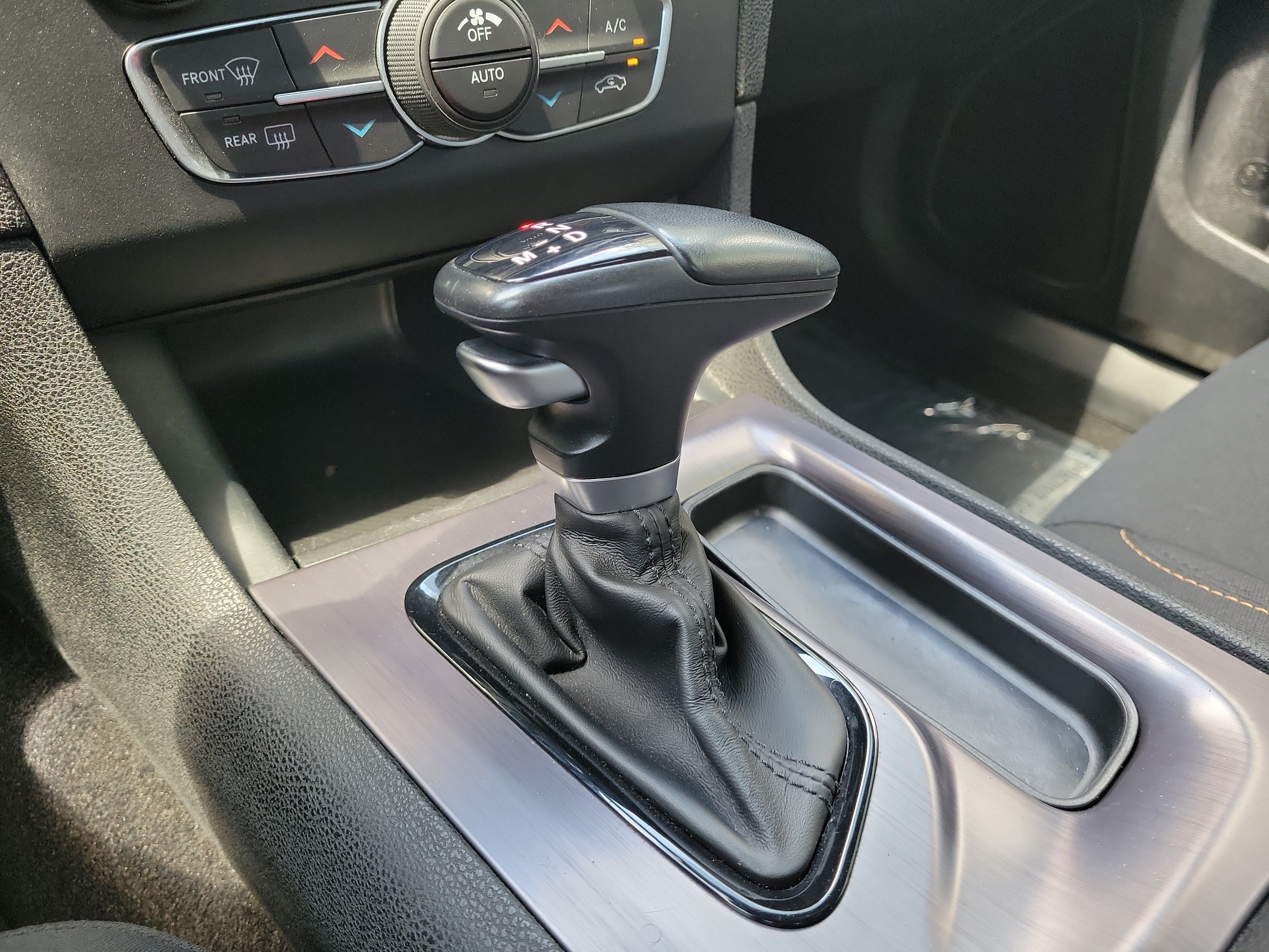 Used 2019 Dodge Charger Scat Pack w/ Stars & Stripes Edition RWD image 29