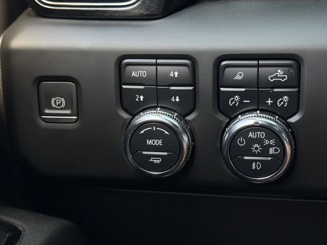 Used 2023 GMC Sierra 1500 AT4 w/ AT4 Premium Package image 23