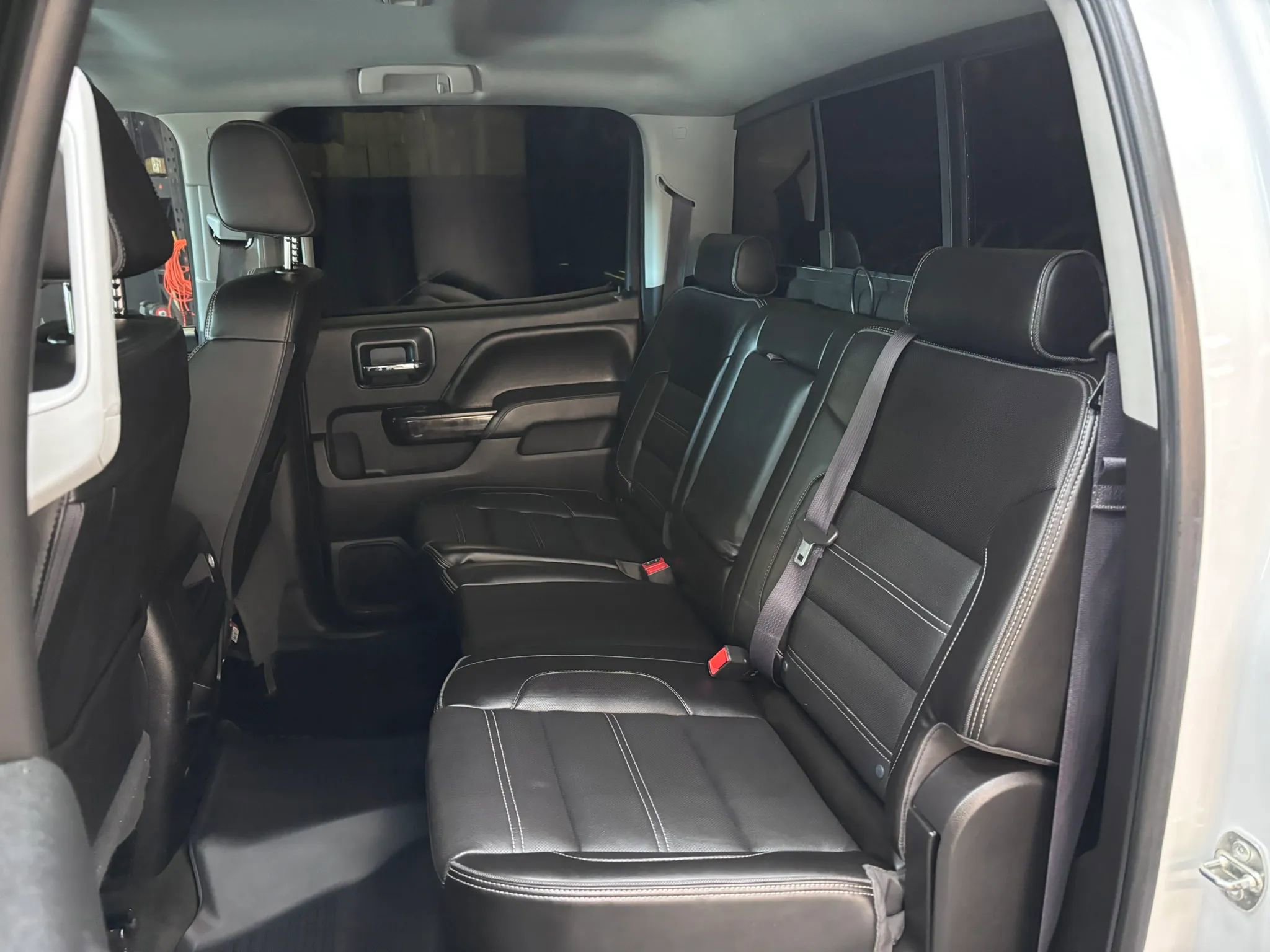 Used 2016 GMC Sierra 2500 Denali w/ Duramax Plus Package AWD/4WD image 14