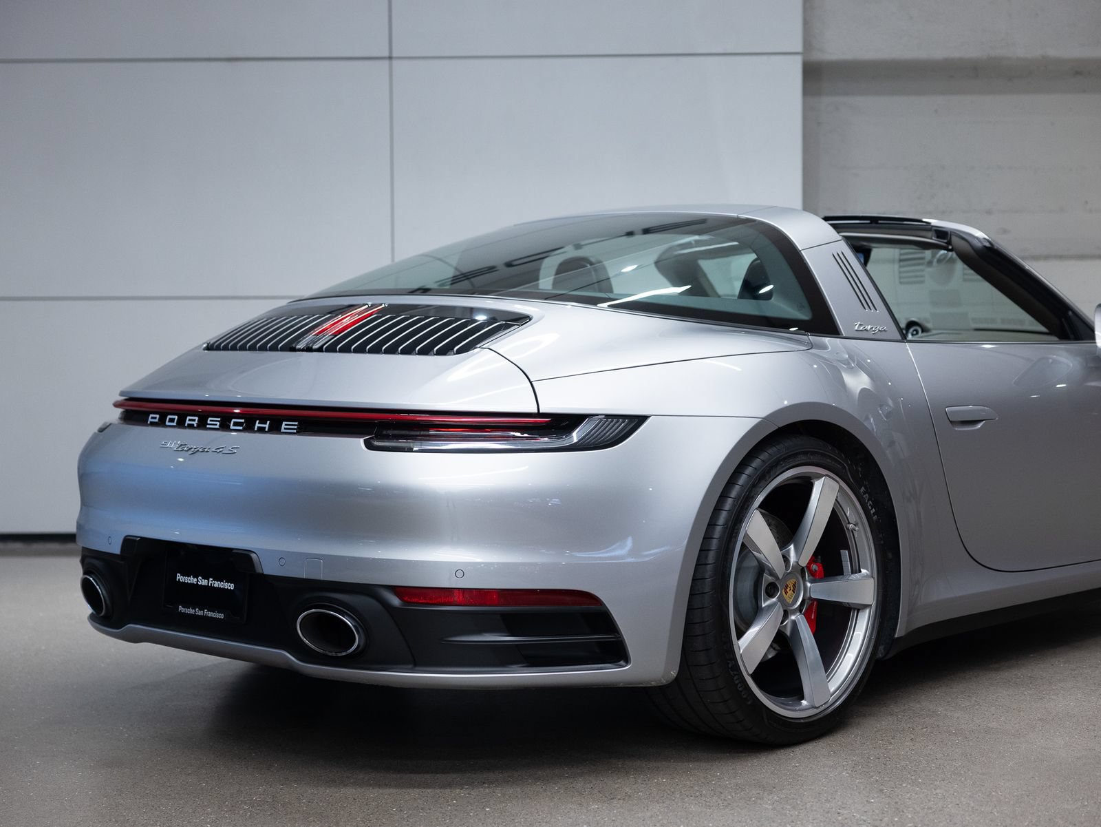 Certified 2021 Porsche 911 AWD/4WD image 27