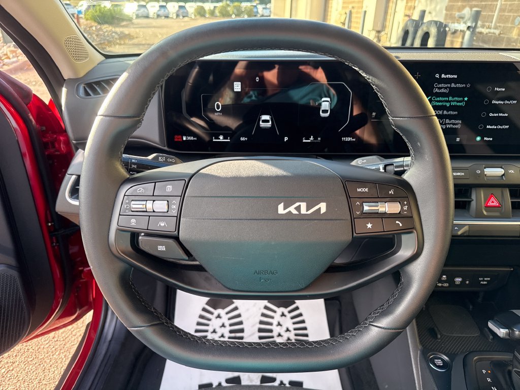 Used 2025 Kia K4 EX FWD image 15