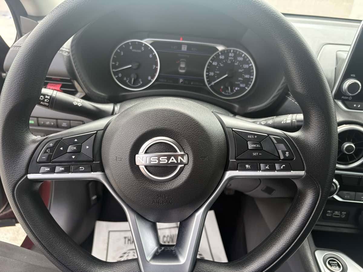 Used 2025 Nissan Sentra SV FWD image 19