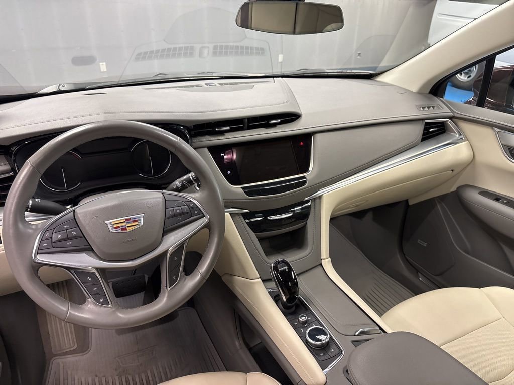 Used 2022 Cadillac XT5 Premium Luxury image 23