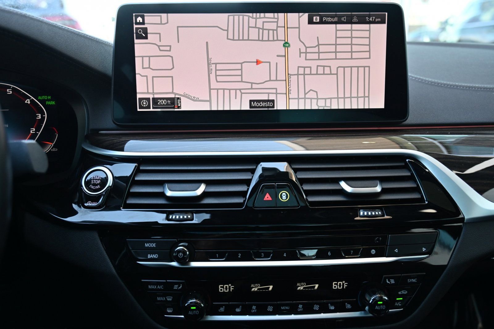 Certified 2022 BMW M550i xDrive w/ Executive Package image 13