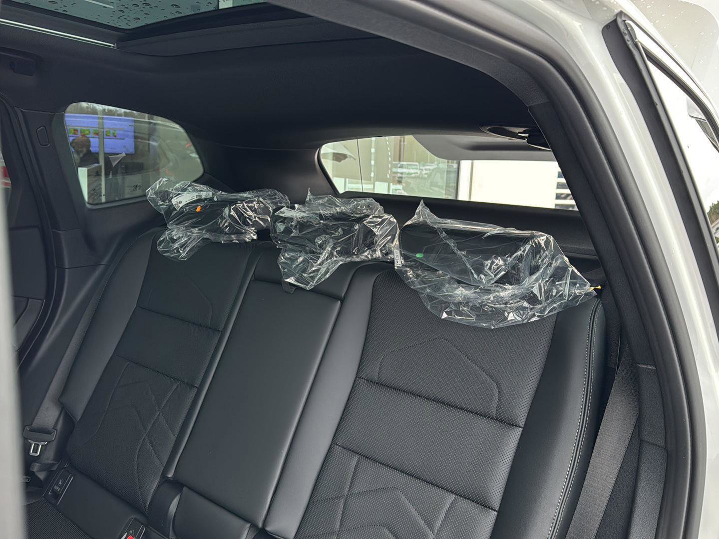 New 2026 BMW X1 xDrive28i w/ Technology Package image 25