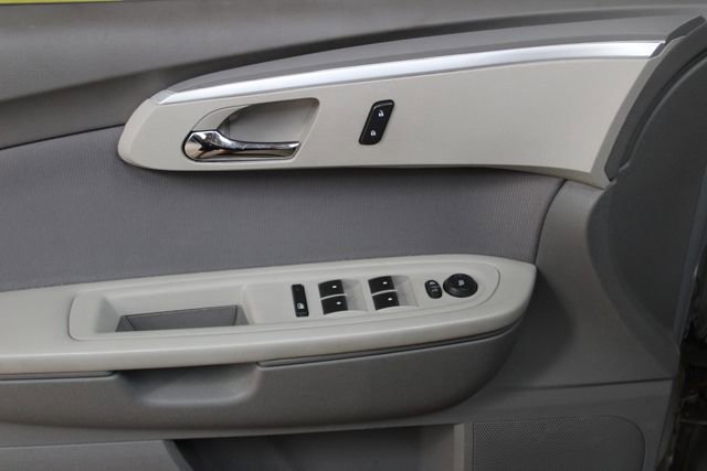 Used 2012 Chevrolet Traverse LS FWD image 13