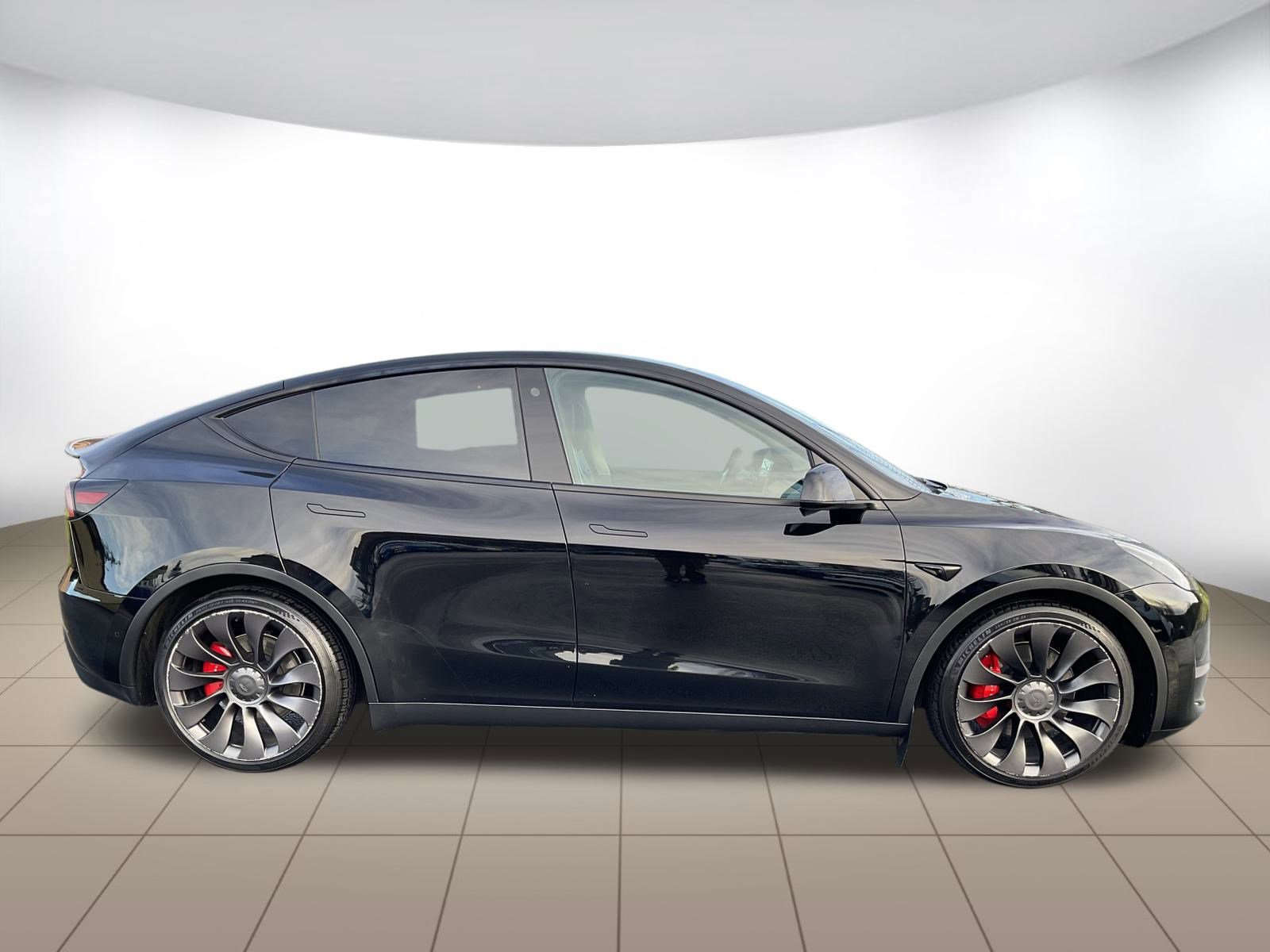 Used 2022 Tesla Model Y Performance image 8