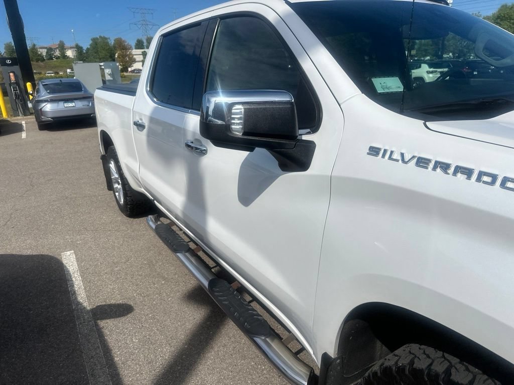 Used 2020 Chevrolet Silverado 1500 LTZ w/ LTZ Premium Package AWD/4WD image 26