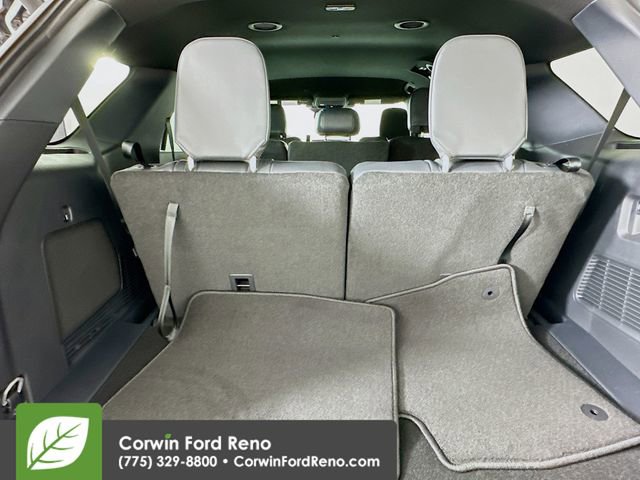 New 2026 Ford Explorer ST-Line w/ ST-Line Street Pack image 28