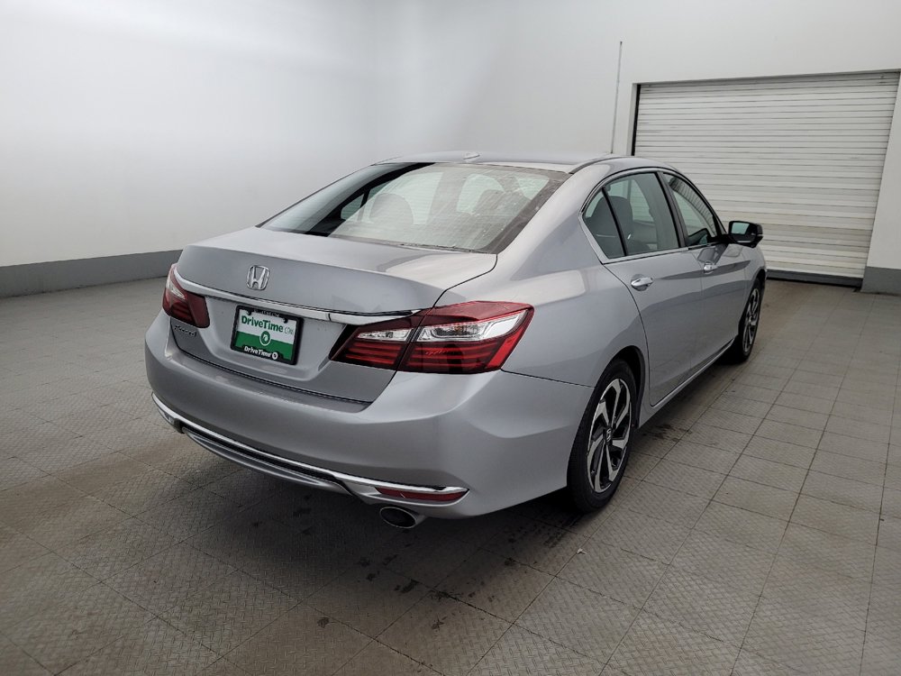 Used 2017 Honda Accord EX image 9