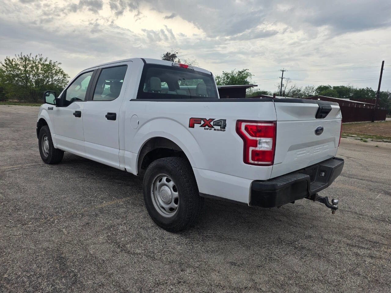 Used 2018 Ford F150 XL w/ Equipment Group 101A Mid image 9