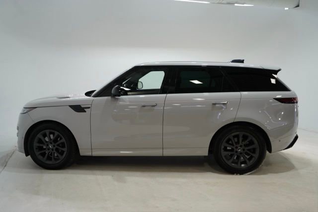 Used 2024 Land Rover Range Rover Sport Dynamic SE image 4
