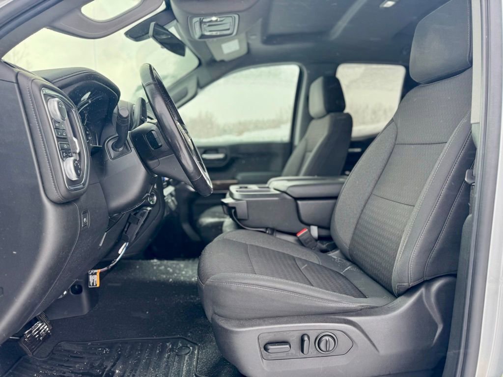 Used 2020 GMC Sierra 1500 SLE w/ SLE Value Package image 16