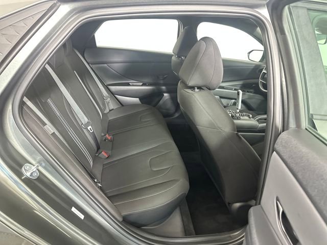 Certified 2025 Hyundai Elantra Sport image 27