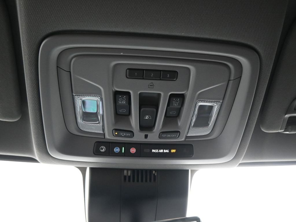 New 2026 GMC Sierra 3500 Denali w/ Denali Reserve Package image 22