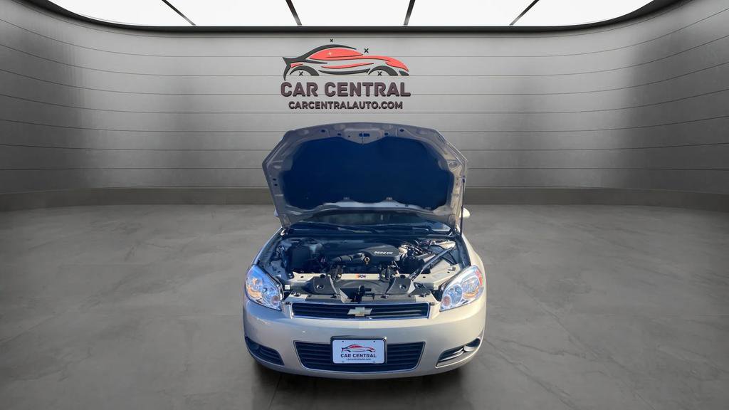 Used 2011 Chevrolet Impala LT w/ Luxury Edition Package image 9